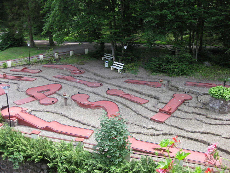 Minigolf aus der Ferne Hostellerie St Barnabé