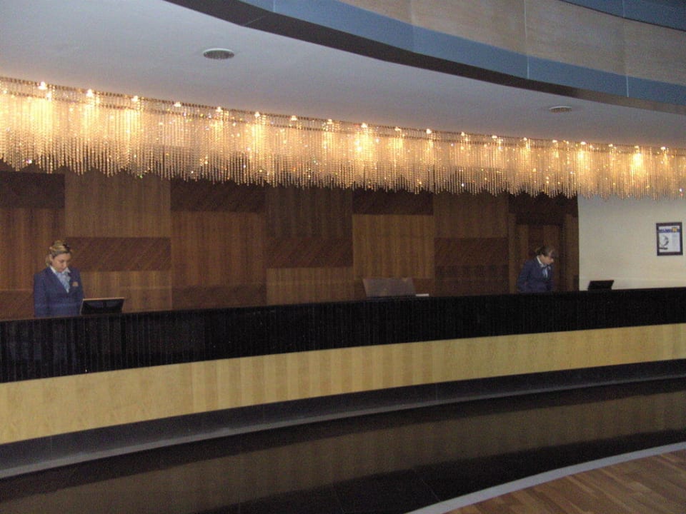 Rezeption Royal Wings Hotel