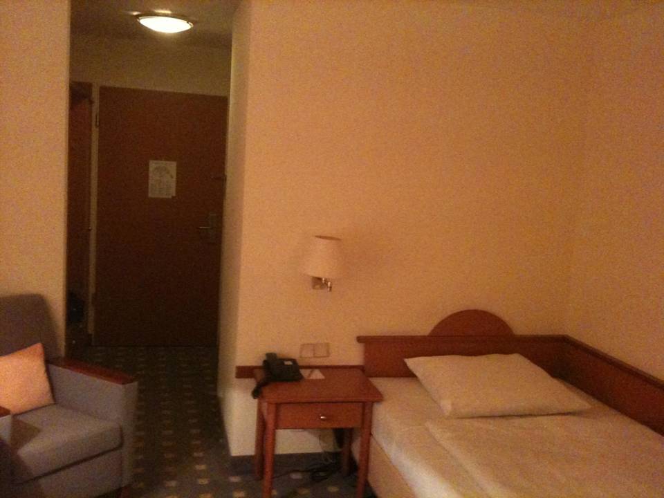 Einzelzimmer Leonardo Hotel Hamburg Airport