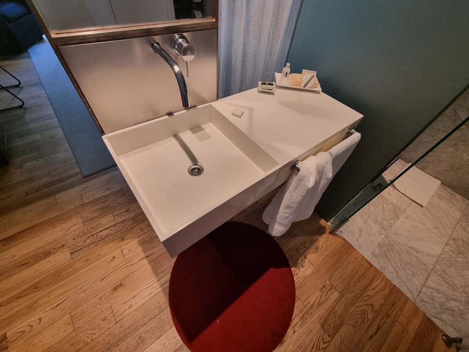 Zimmer Anselmo Buenos Aires, a Curio Collection Hotel by Hilton