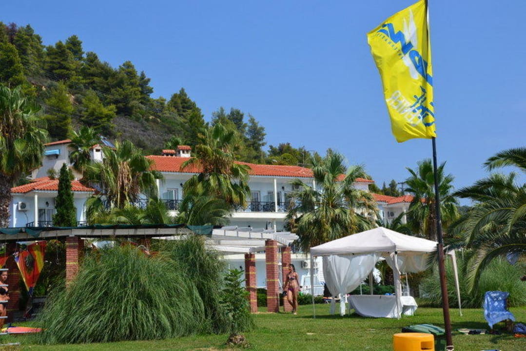 Blick von der Wassersportstation Acrotel LilyAnn Boutique