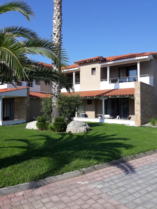 Außenansicht Hotel Lagomandra Beach