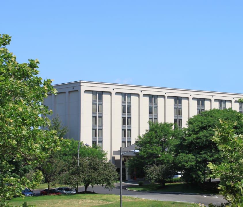 Exterior Day Best Western Plus Meadowlands