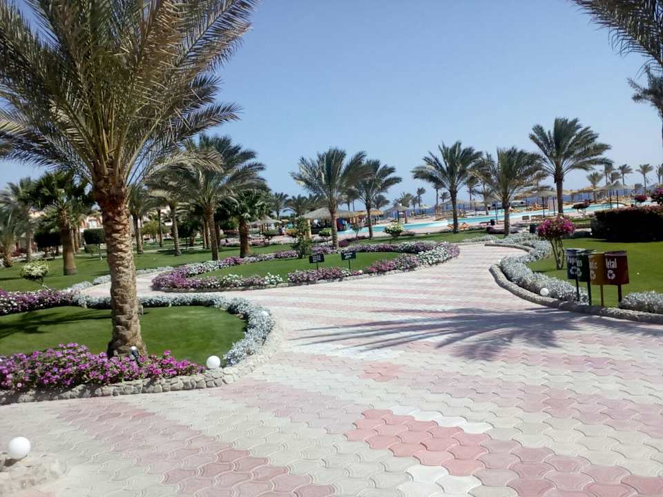 Gartenanlage Three Corners Sea Beach Resort