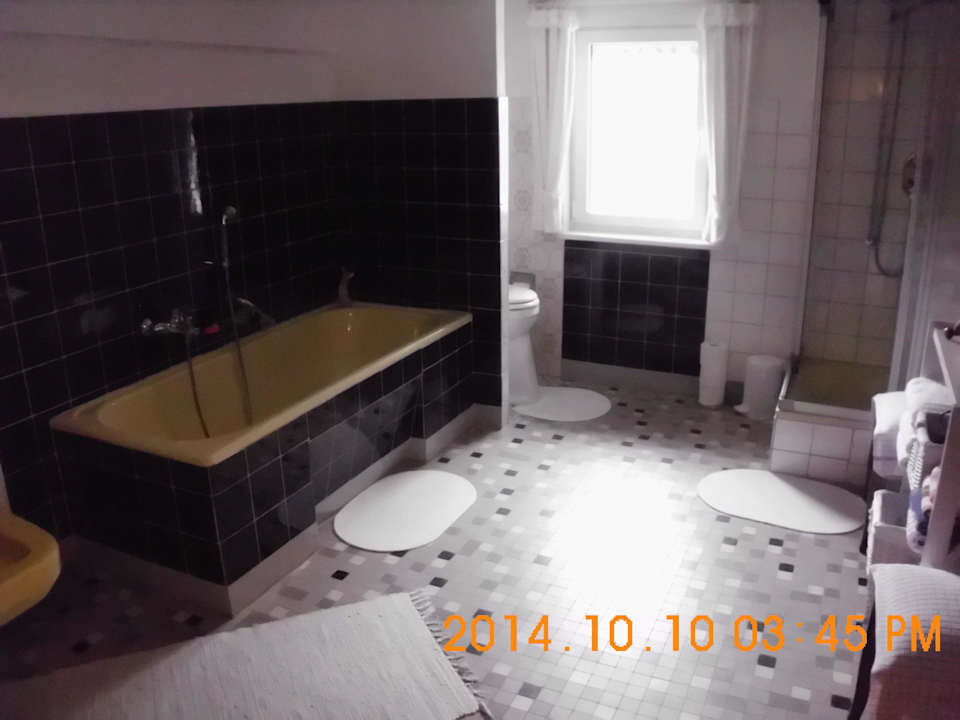 Grosses Badezimmer Gästehaus Hanjopkes