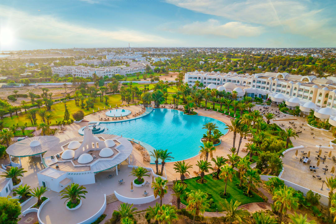 Außenansicht Hotel Royal Garden Palace