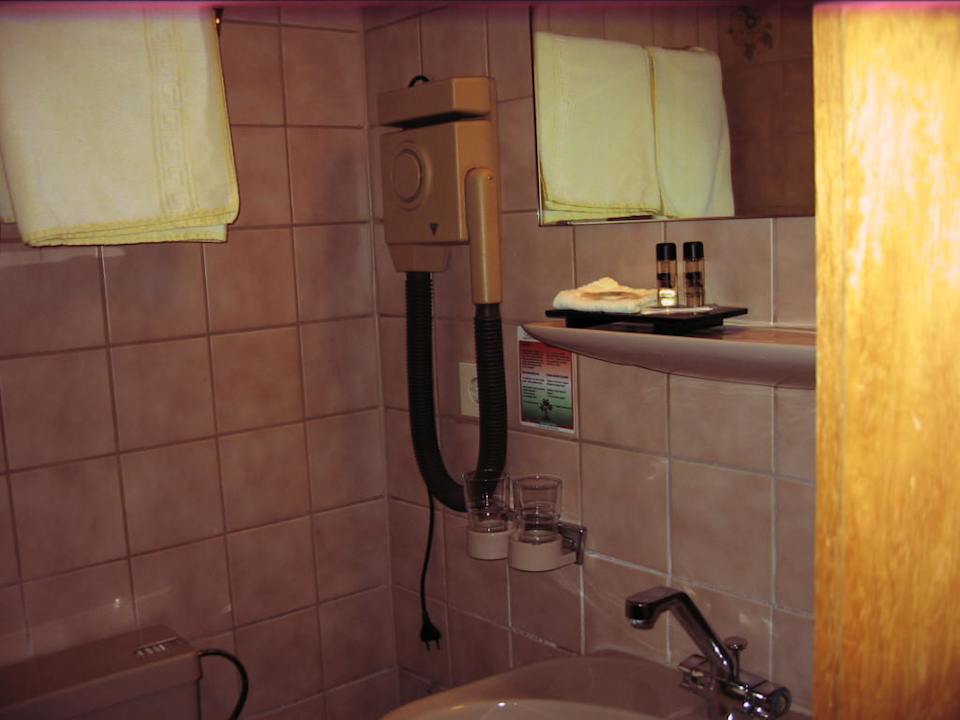 Bad Gasthof Drei Linden