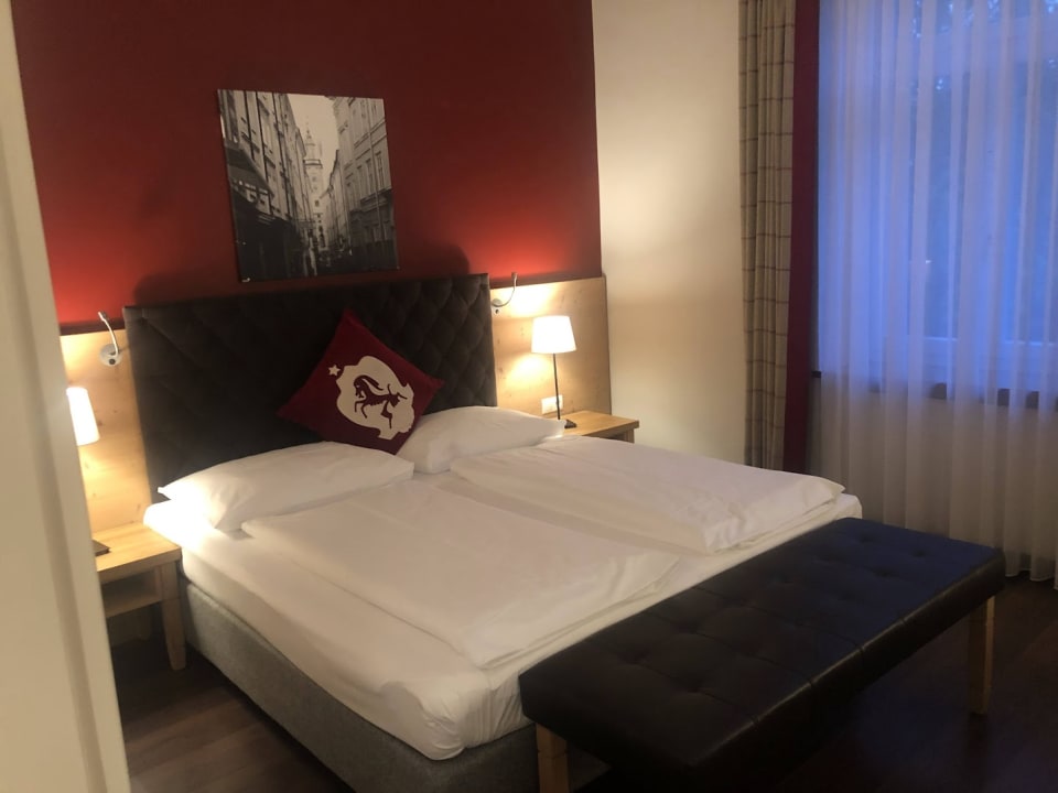 Zimmer Hotel Villa Carlton