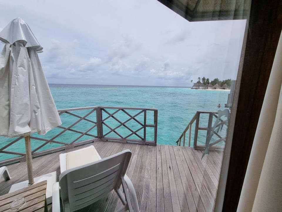 Zimmer Angaga Island Resort