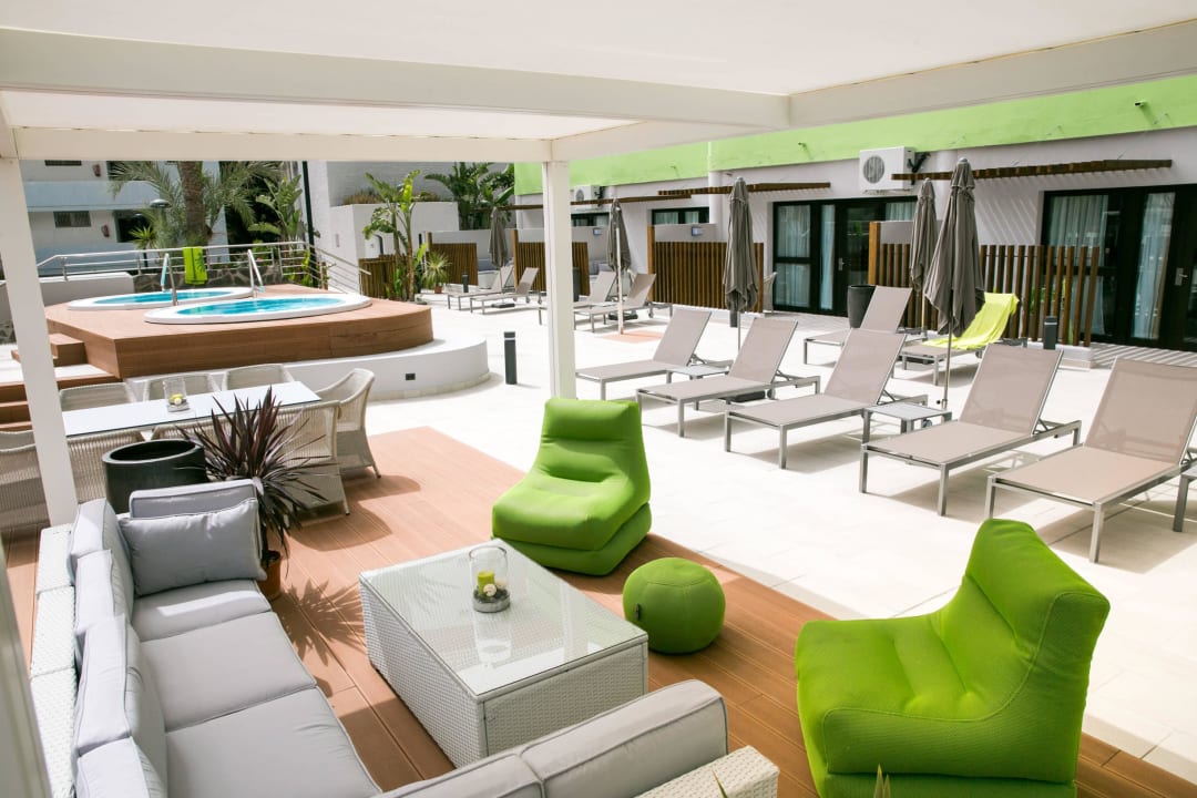 Jacuzzi Hotel LIVVO Anamar Suites