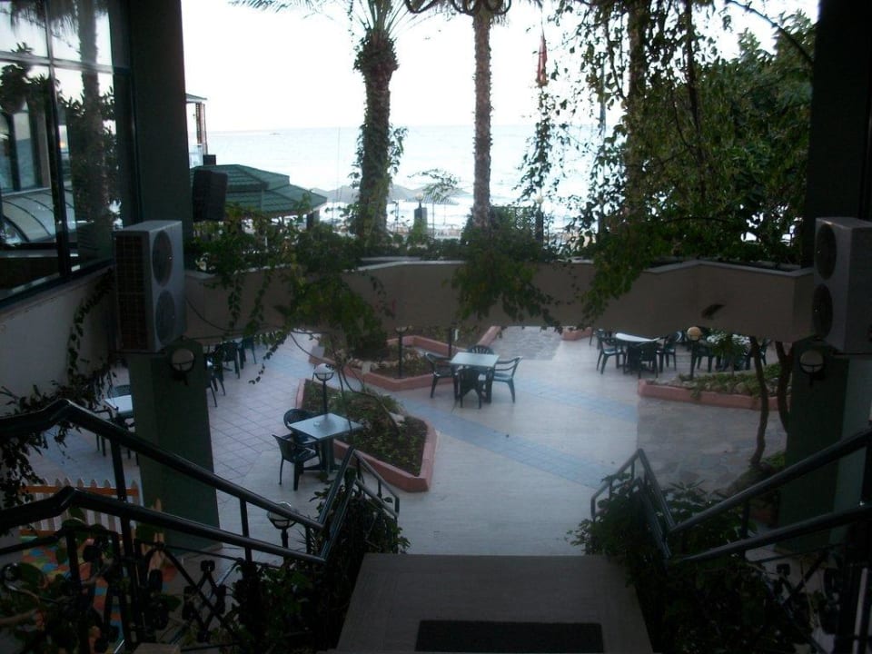 Strandbar Aska Hotel Just in Beach