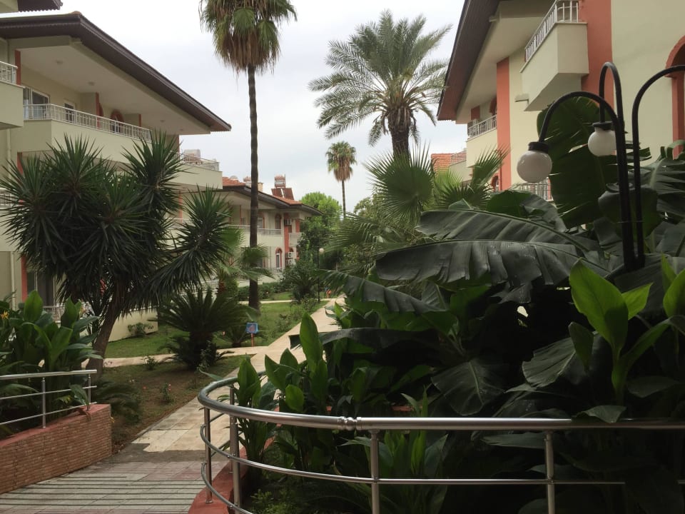 Außenanlagen  Hotel Sirma