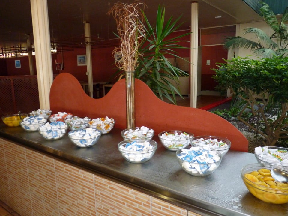 Marmeladen, Nutella, Honig zum Frühstuck Alborada Ocean Club