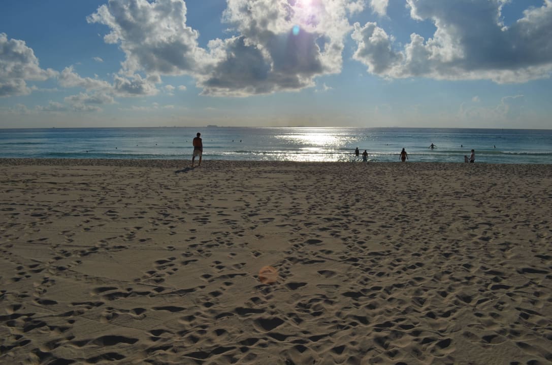 Sonnenaufgang am Strand Iberostar Waves Quetzal