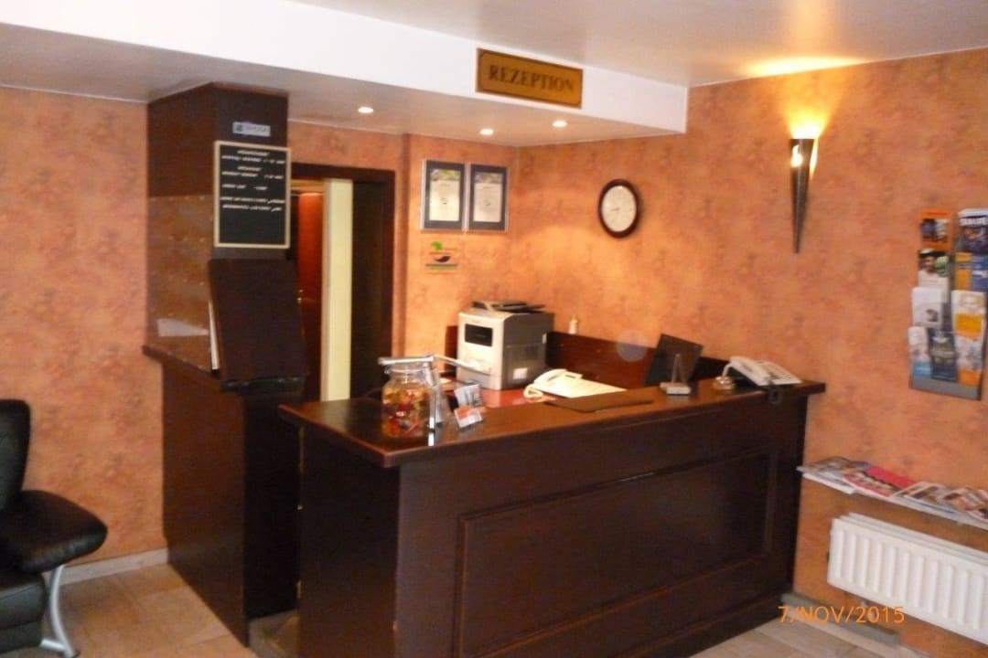 Rezeption Hotel Astoria Bonn
