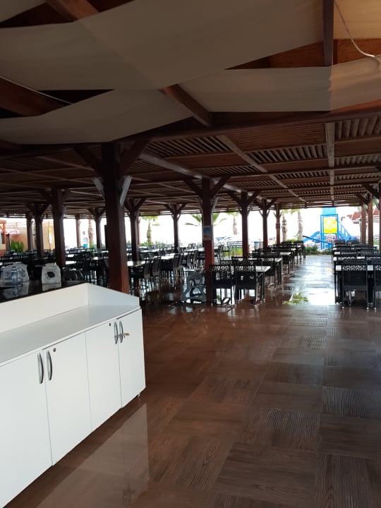 Strand Dream World Resort & Spa