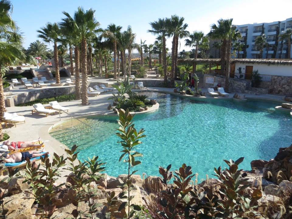 Pool Fort Arabesque Resort, Spa & Villas