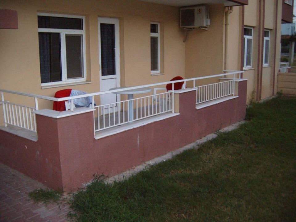 Der Balkon in der Aussenansicht Apartments Hane Annex