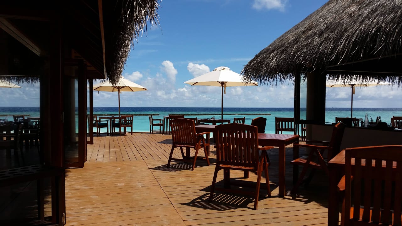 Außenbereich Veligandu Maldives Resort Island