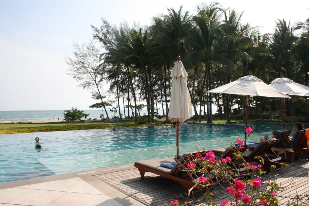 Pool Dusit Thani Krabi Beach Resort