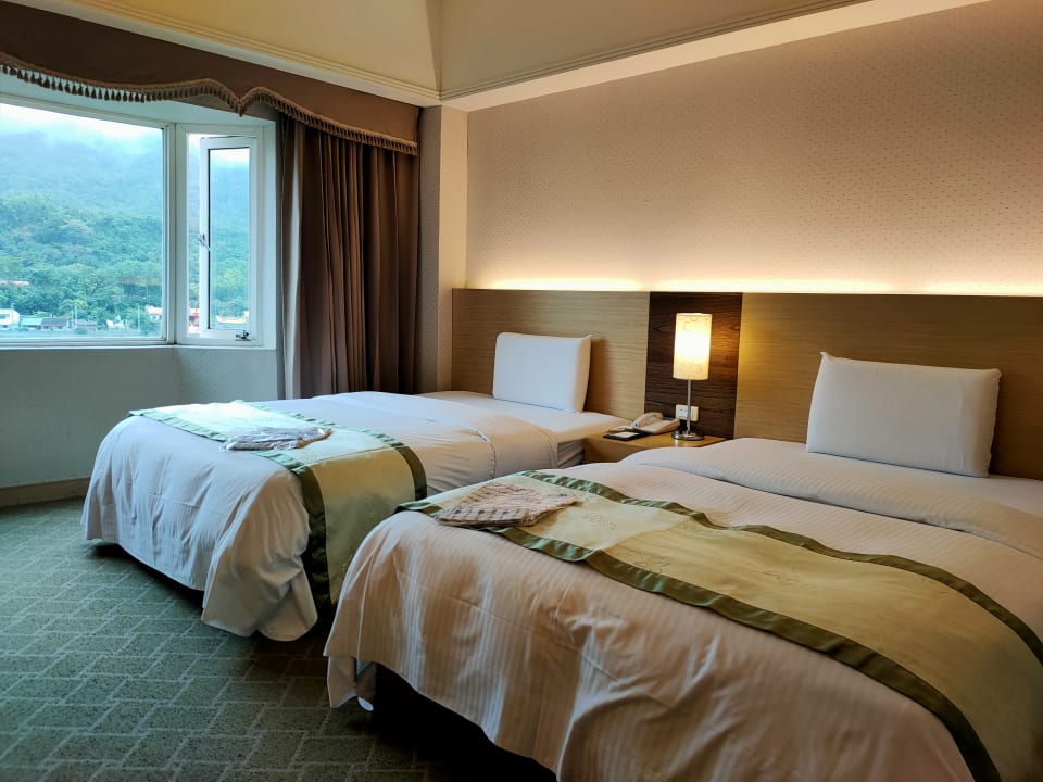 Zimmer Hoya Hot Spring Resort & Spa