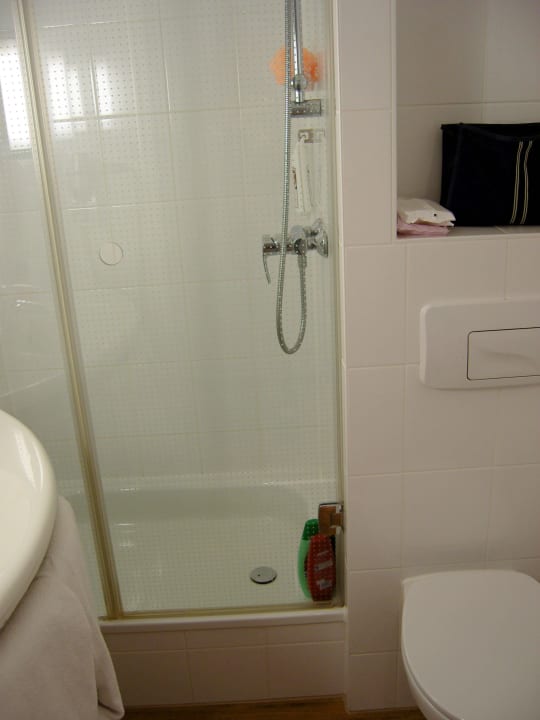 Badezimmer McDreams Hotel Stuttgart-City