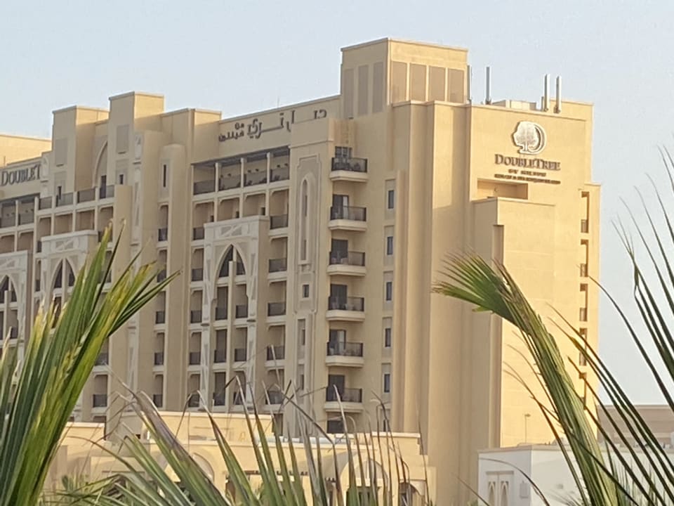 Außenansicht DoubleTree by Hilton Resort & Spa Marjan Island