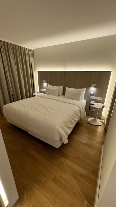 Zimmer NH Collection Hamburg City