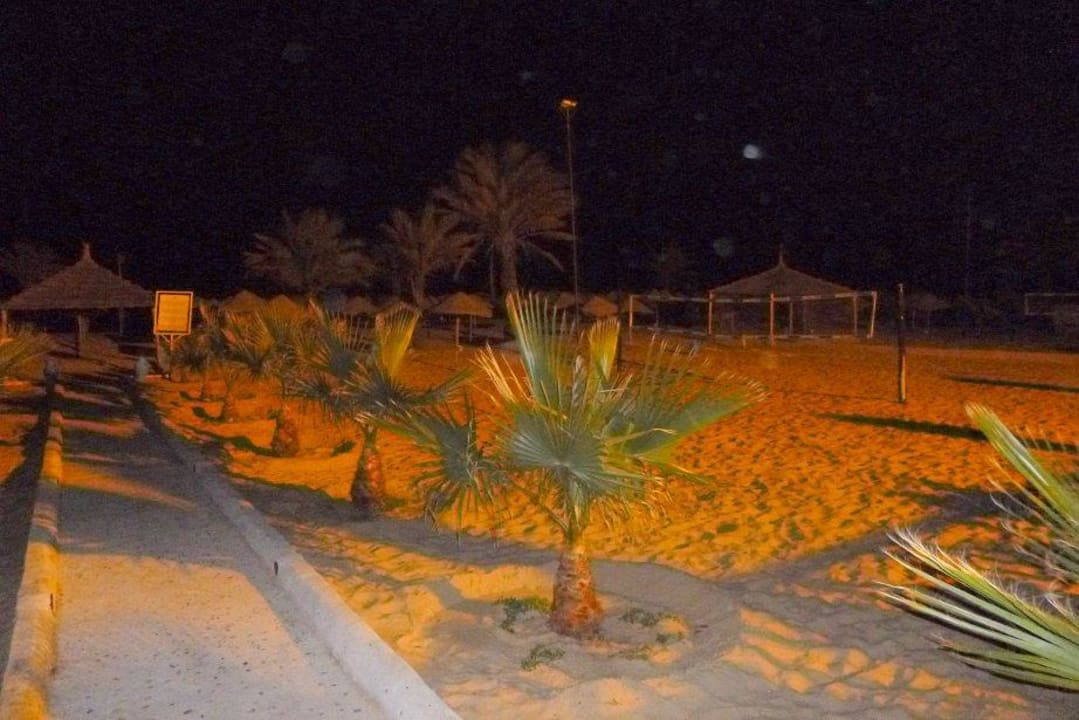 Strand am Abend Hotel Paradis Palace