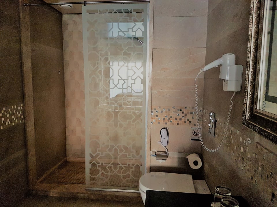 Zimmer Kaisol Romance Resort