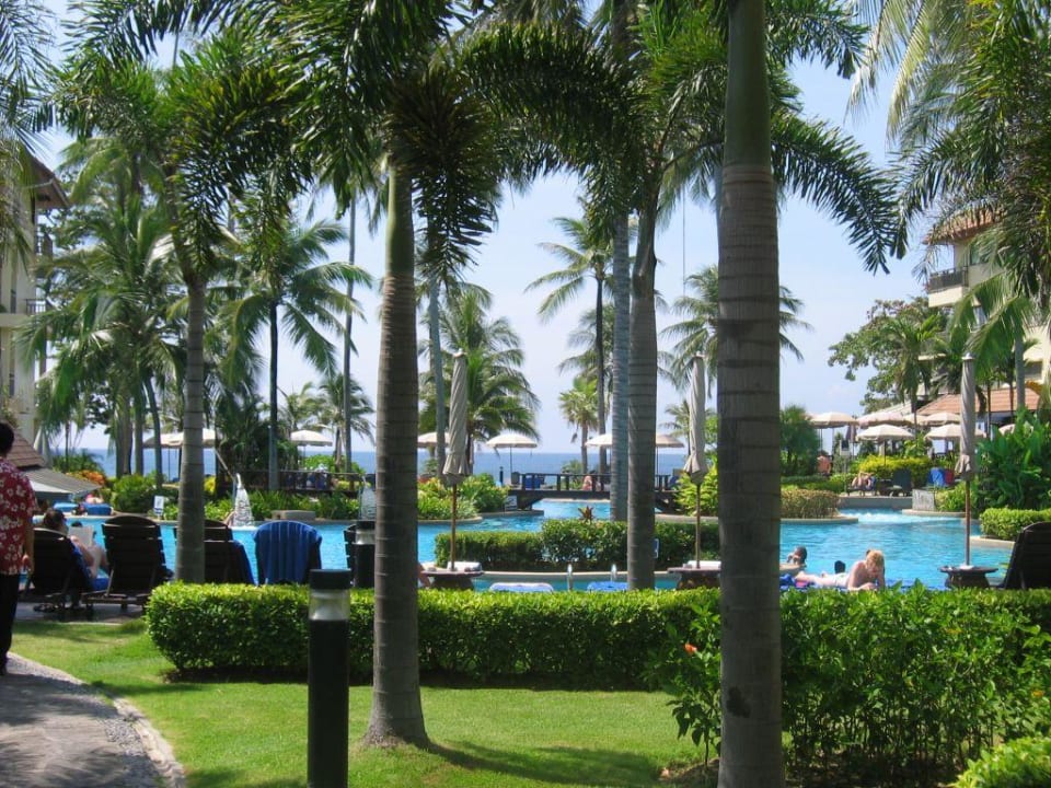 Pool Phuket Marriott Resort & Spa Merlin Beach