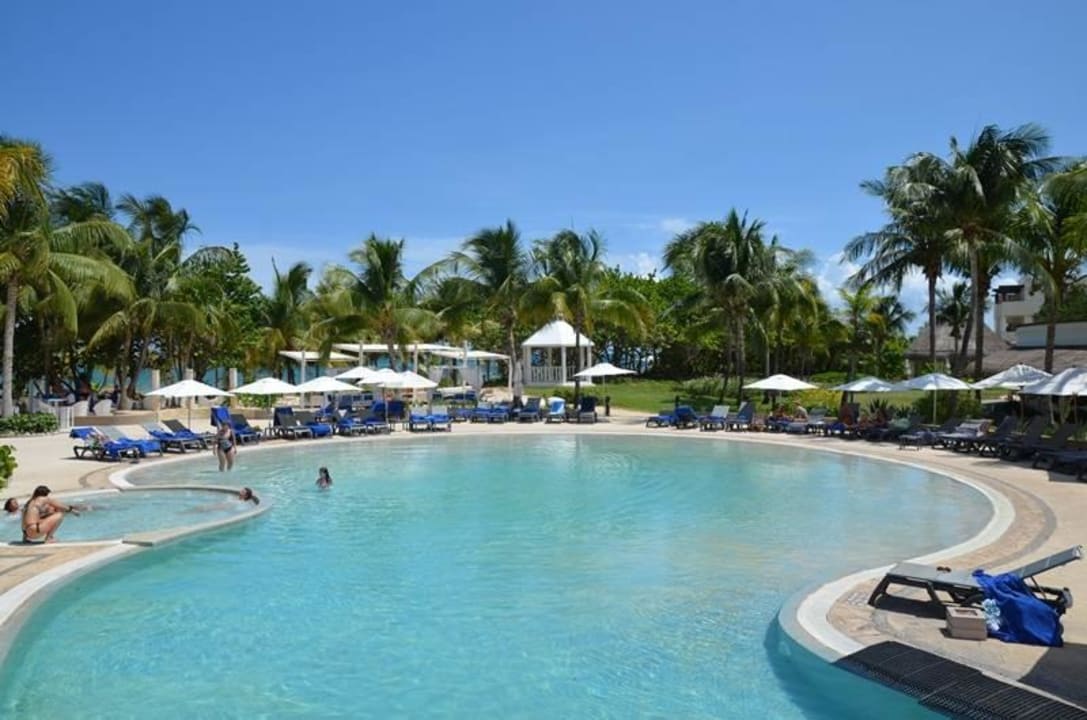 Pool Catalonia Playa Maroma