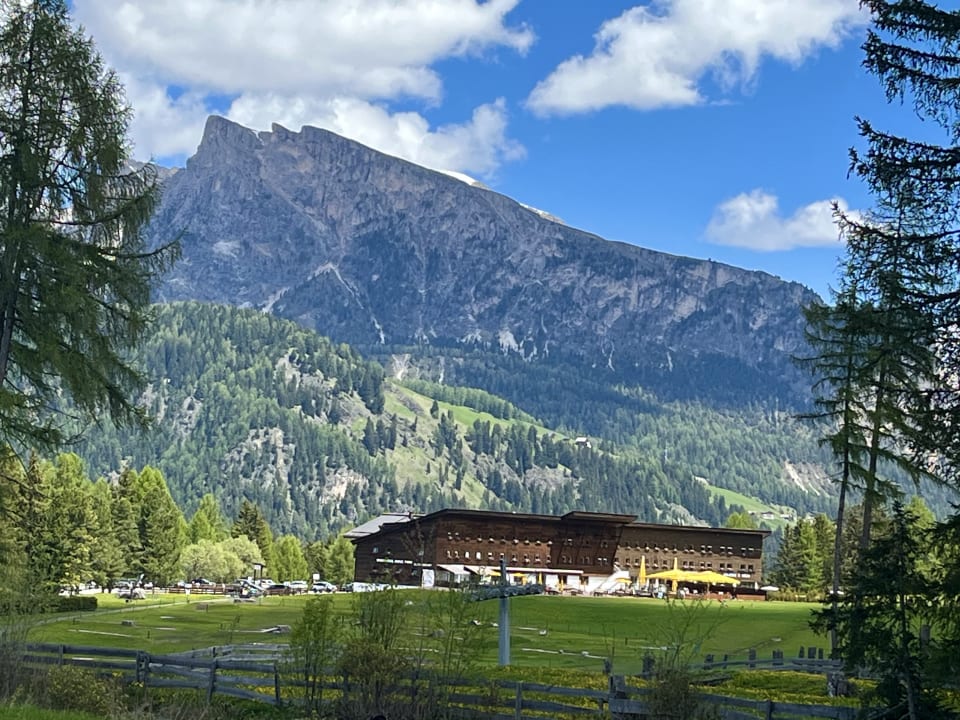 Außenansicht Monte Pana Dolomites Hotel