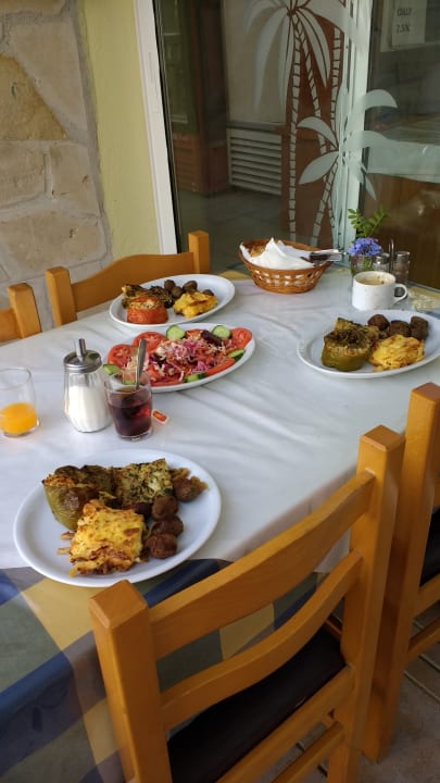 Gastro Hotel Melissa Gold Coast