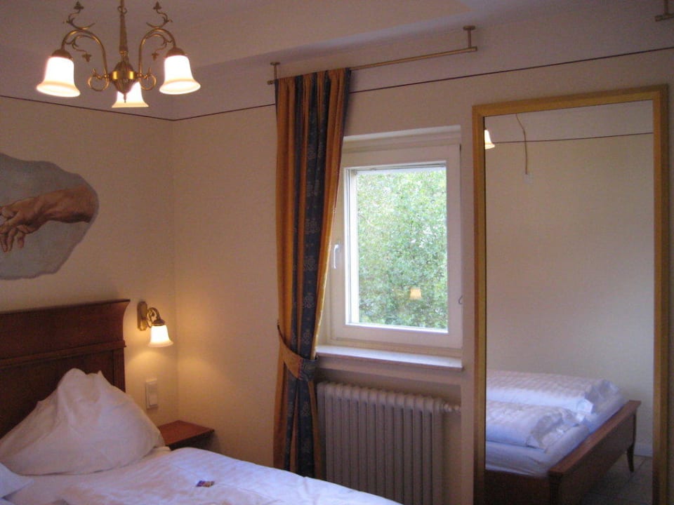 Blick im Zimmer 404 XII Apostel Hotel Albergo