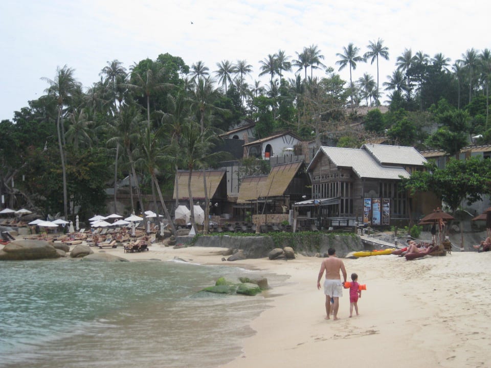 Hotelstrand mit Bar Panviman Resort Koh Phangan