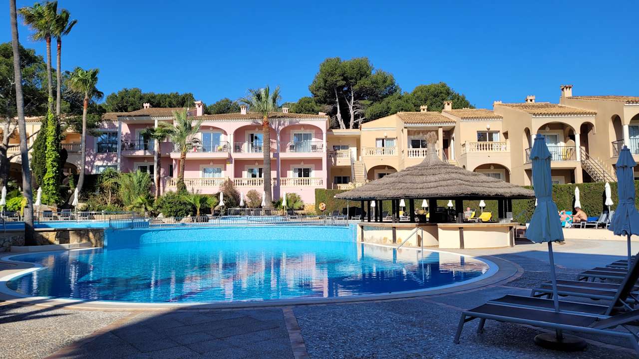 Pool R2 Lago Playa Park