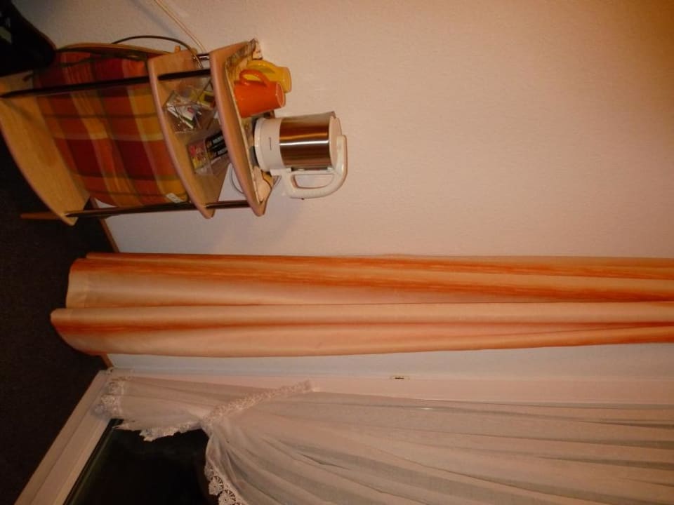 Wasserkocher mit Kaffee und Tee Landpension Kohler