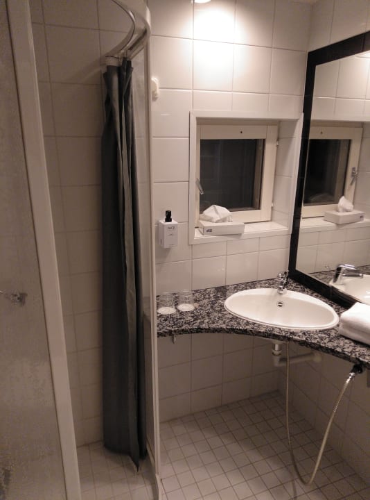 Zimmer Scandic Helsinki Aviapolis