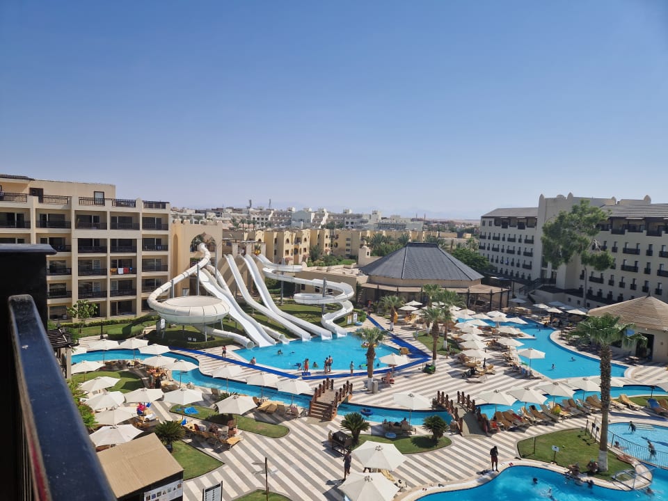 Pool Steigenberger Aqua Magic