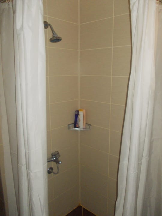 Neue Zimmer/Unmodern/Familienzimmer Club Resort Atlantis