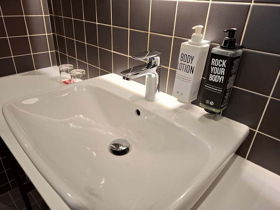 Zimmer ibis Lviv Center