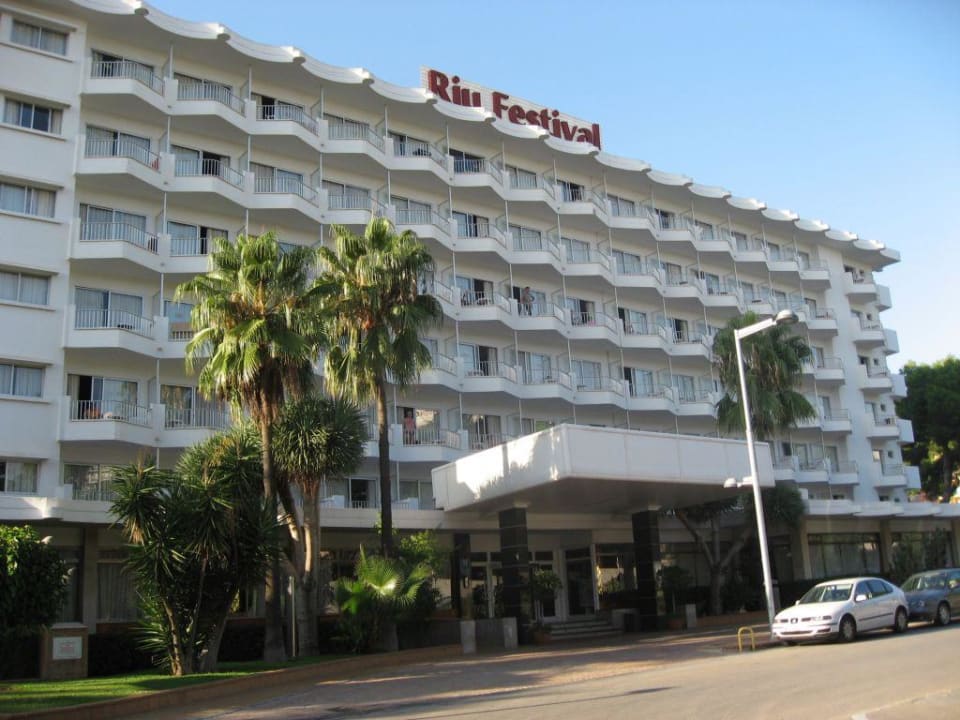 Aussenansicht Hotel Riu Festival
