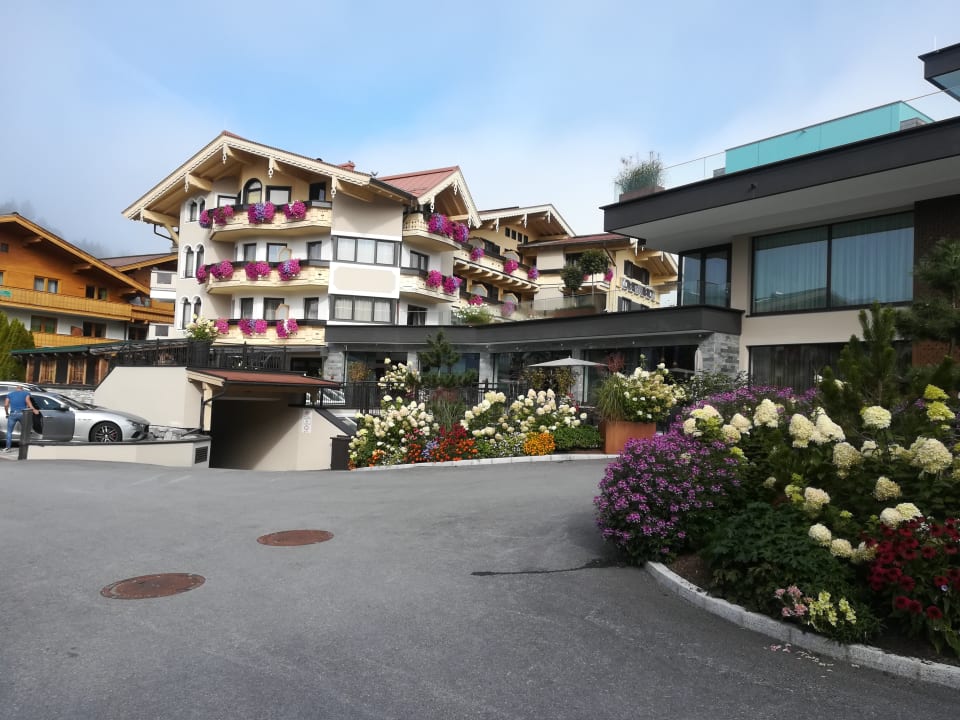 Außenansicht die HOCHKÖNIGIN - Mountain Resort