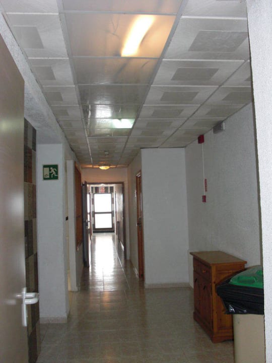 Flur Hotel Playa Moreia