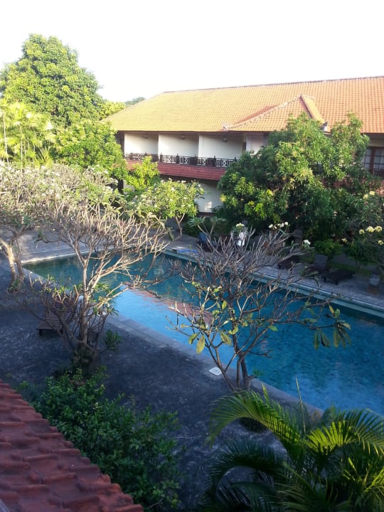 Außenanlage Hotel Bumas