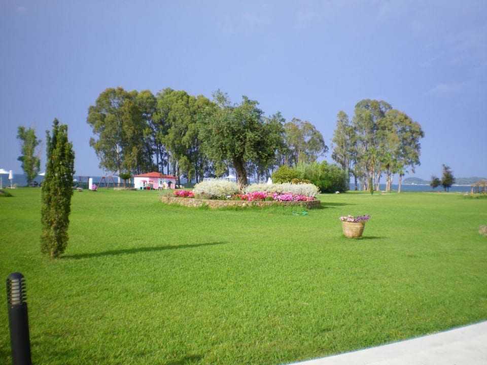 Gartenanlage Kerkyra Blue Hotel N' Spa