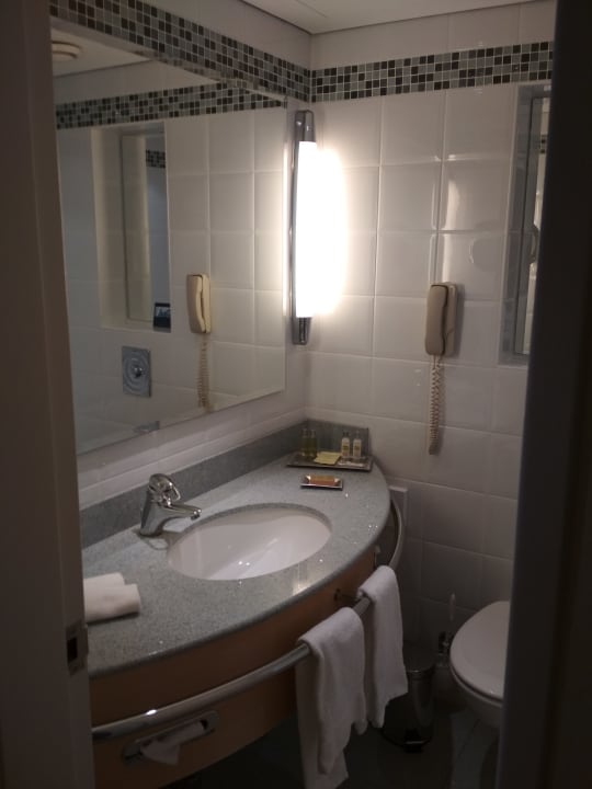 Zimmer Hilton Düsseldorf