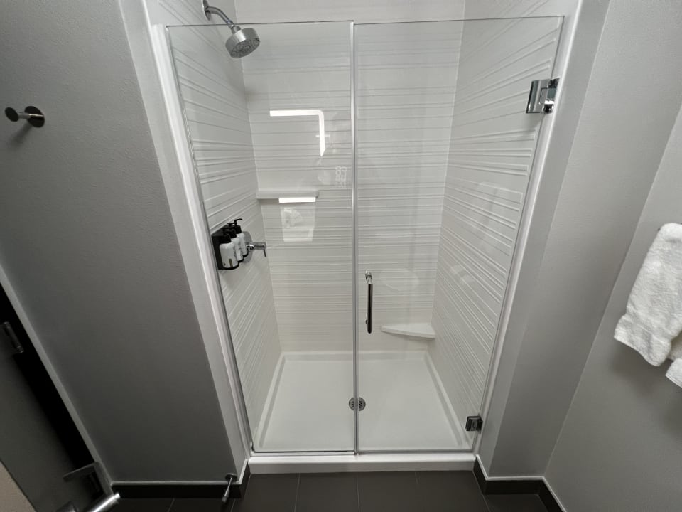 Zimmer avid hotels - Round Rock South, an IHG Hotel