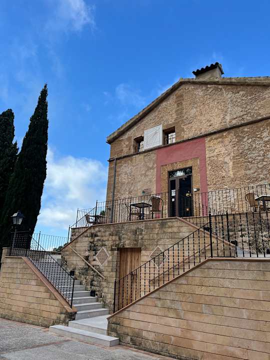 Außenansicht Petit Hotel Hostatgeria La Victoria